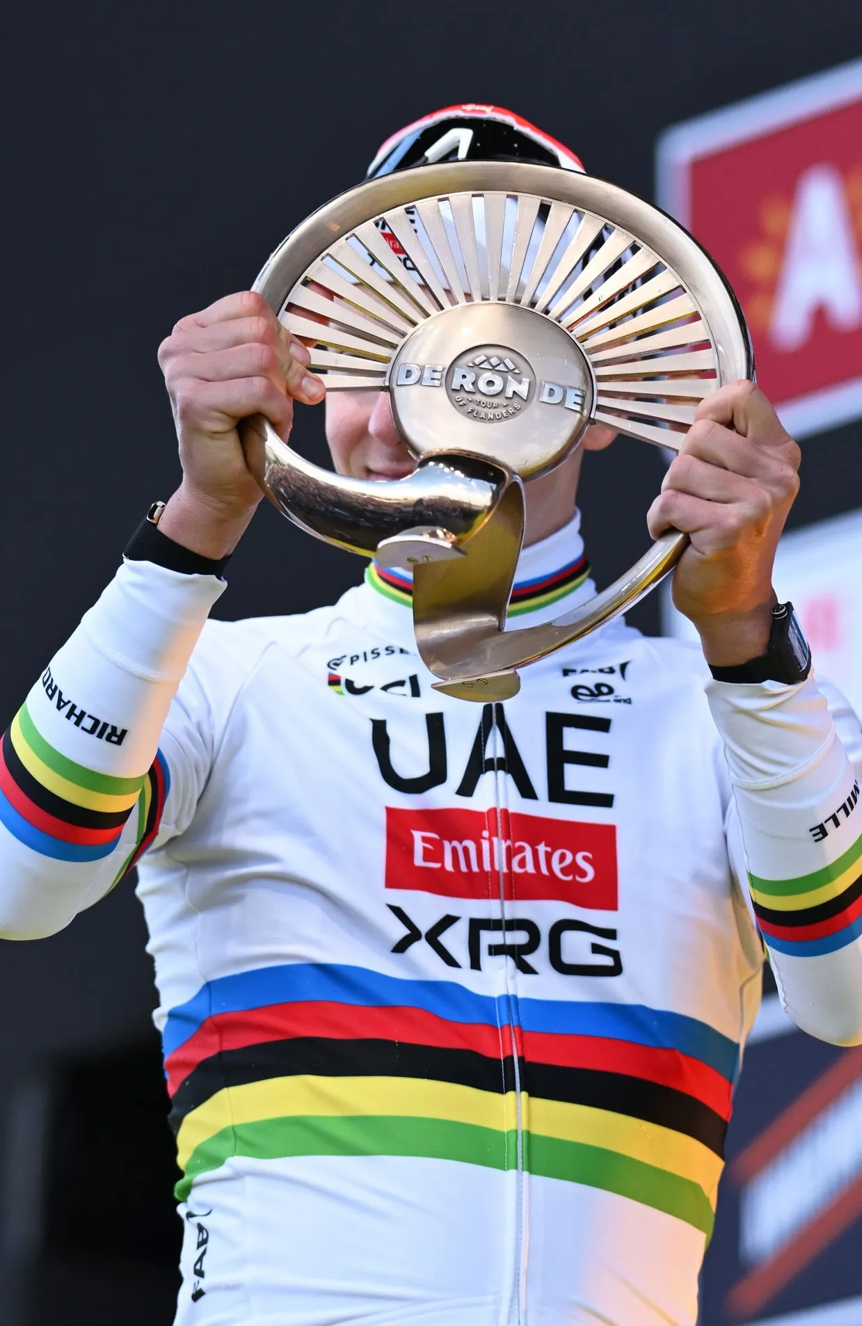 Florian Vermeersch prolongé jusqu’en 2029 par UAE Emirates-XRG - RTBF Actus