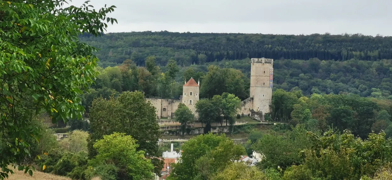 montbard-en-bourgogne-lieu-charg-de-symboles-pour-philippe-le-hardi
