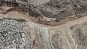 Vue satellite prise par Maxar Technologies le 13 septembre 2023 montrant la région de Derna après les crues causées par la tempête Daniel