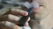 Etats-Unis: troisime dcs li au vapotage, annoncent les autorits  sanitaires - RTBF Actus