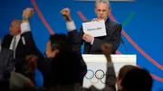 Le président du Comité international olympique Jacques Rogge annonce le nom de la ville hôte des jeux Olympiques de 2020 le 7 septembre 2013 à Buenos Aires
