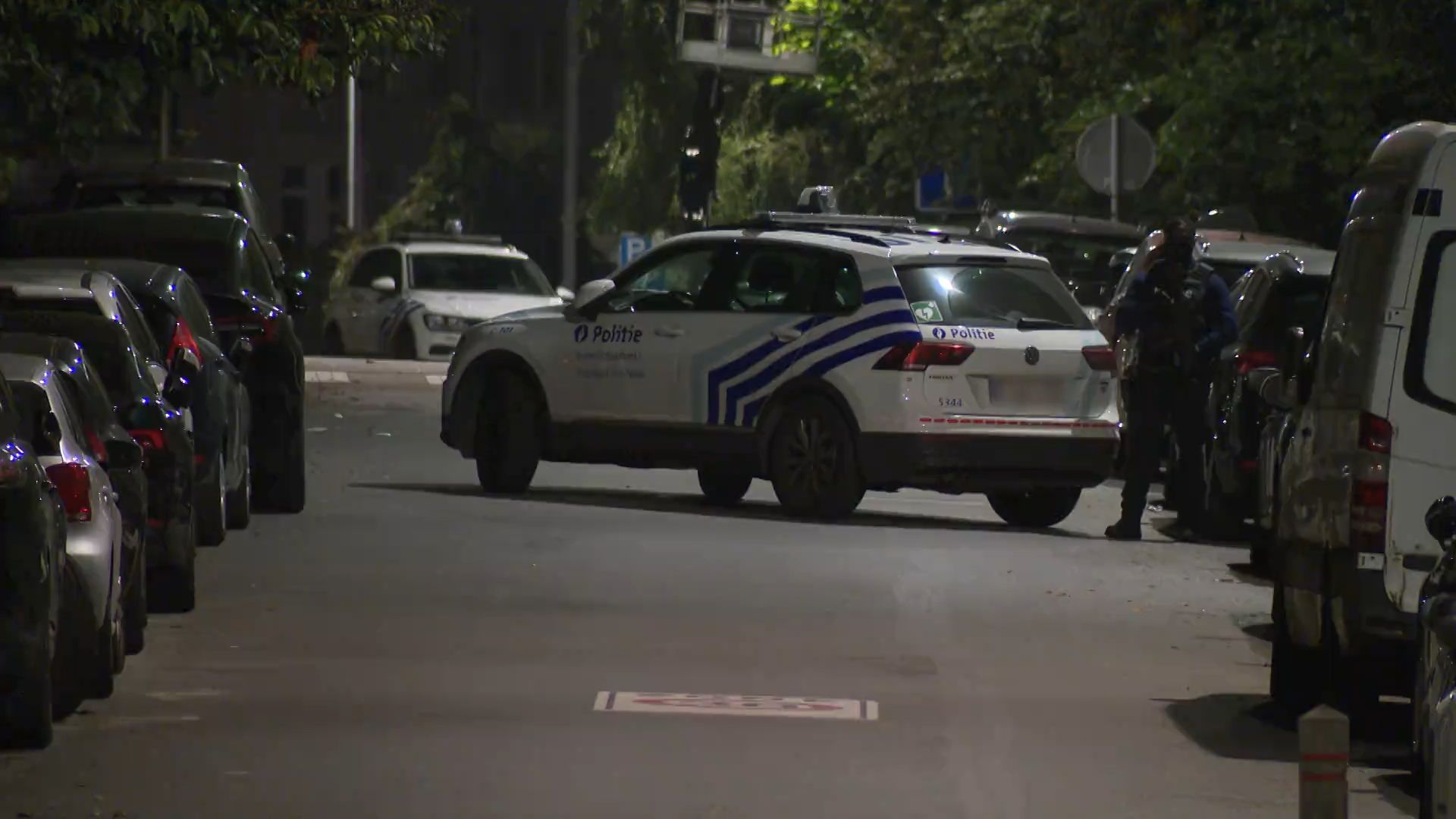 Attentat du 16 octobre 2023 à Bruxelles : deux suspects liés à la mort des supporters suédois aux assises, trois en correctionnelle