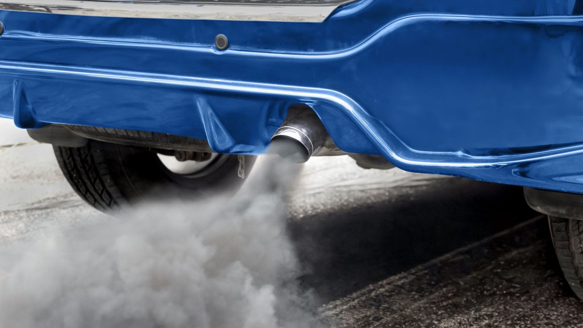 La pollution de l'air associée à une santé plus fragile des os - RTBF Actus