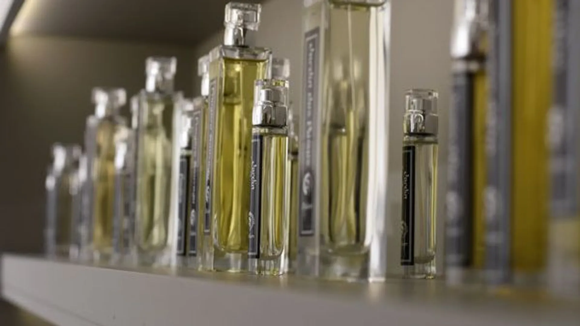 Lot De 2 Flacons D'Alcool 1000 Ml (2 Litres) Ican London - Base Parfum Pour Créer Vos Propres Parfums