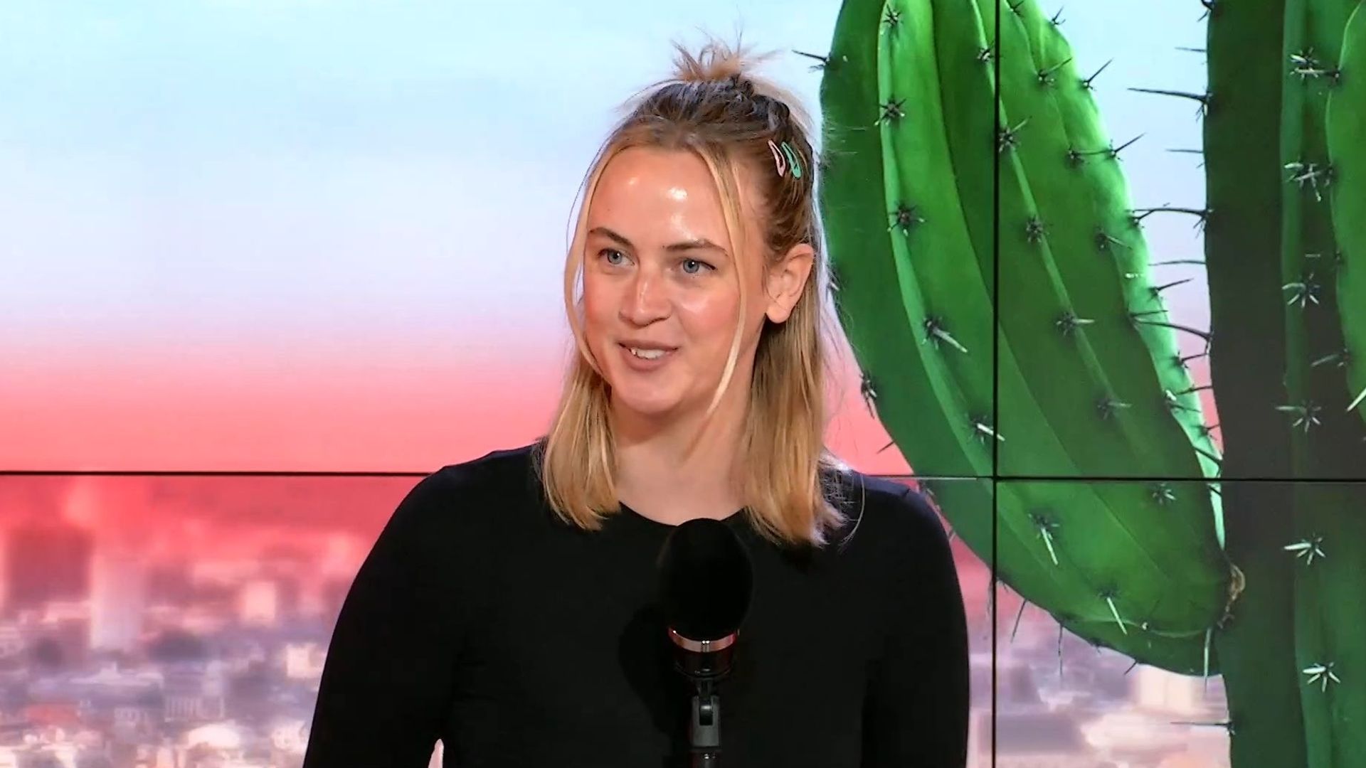 Le Cactus : inspirée par les États-Unis, Alba a décidé de privatiser le Cinquantenaire pour son anniversaire