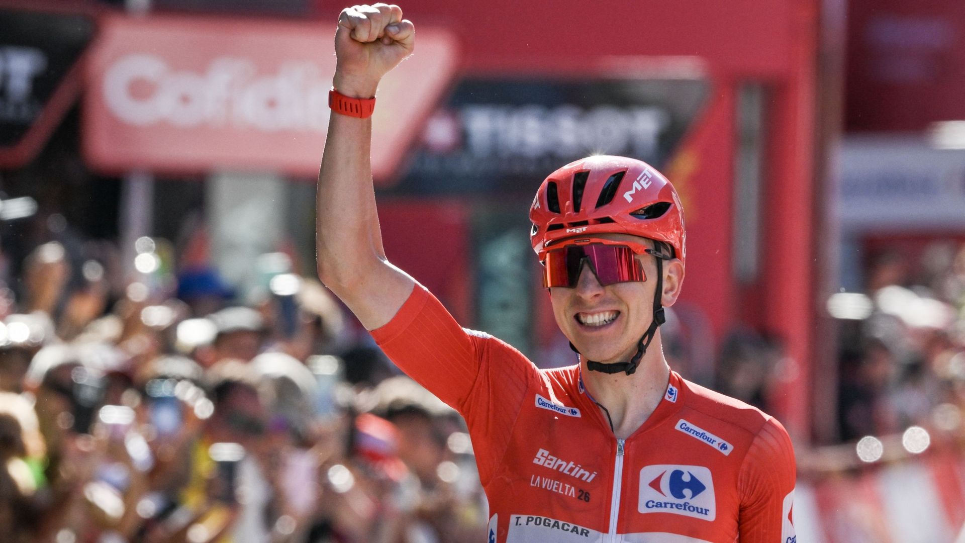 2 étapes plus calmes après sa démonstration, un parcours taillé pour Pogacar sur la Vuelta ? "C’est juste le plus fort"