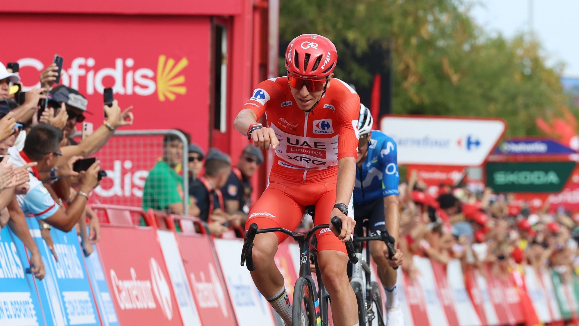 Vuelta 2026, 6e étape : 3e victoire pour Tadej Pogacar qui règle Enric Mas dans un sprint à deux