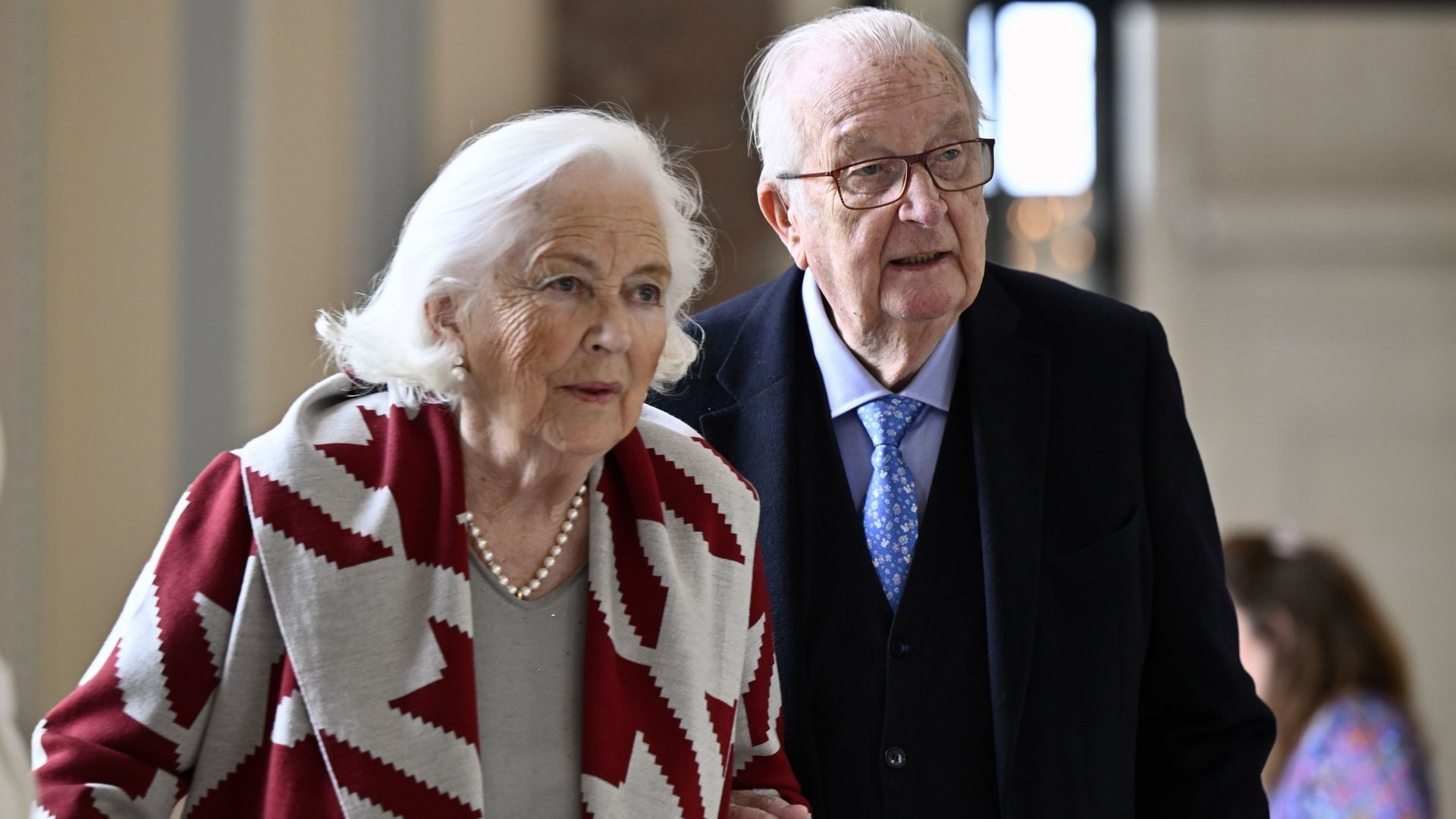 Affaire Epstein : ni la Reine Paola, ni la Reine Mathilde n’ont remis ...