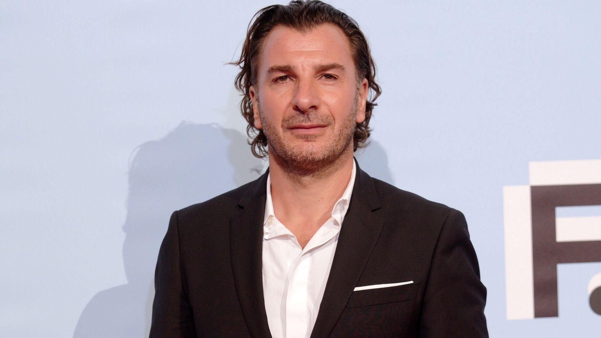 'Ça aurait pu se terminer tellement mal ' : Michaël Youn sort du silence après son cambriolage - RTBF Actus