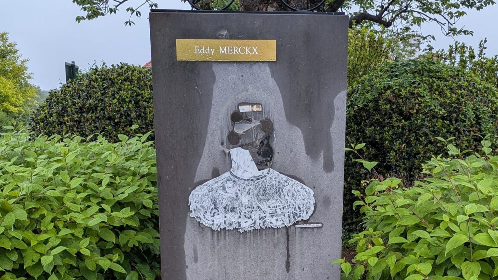 Woluwe-Saint-Pierre : une stèle en hommage à Eddy Merckx « saccagée »