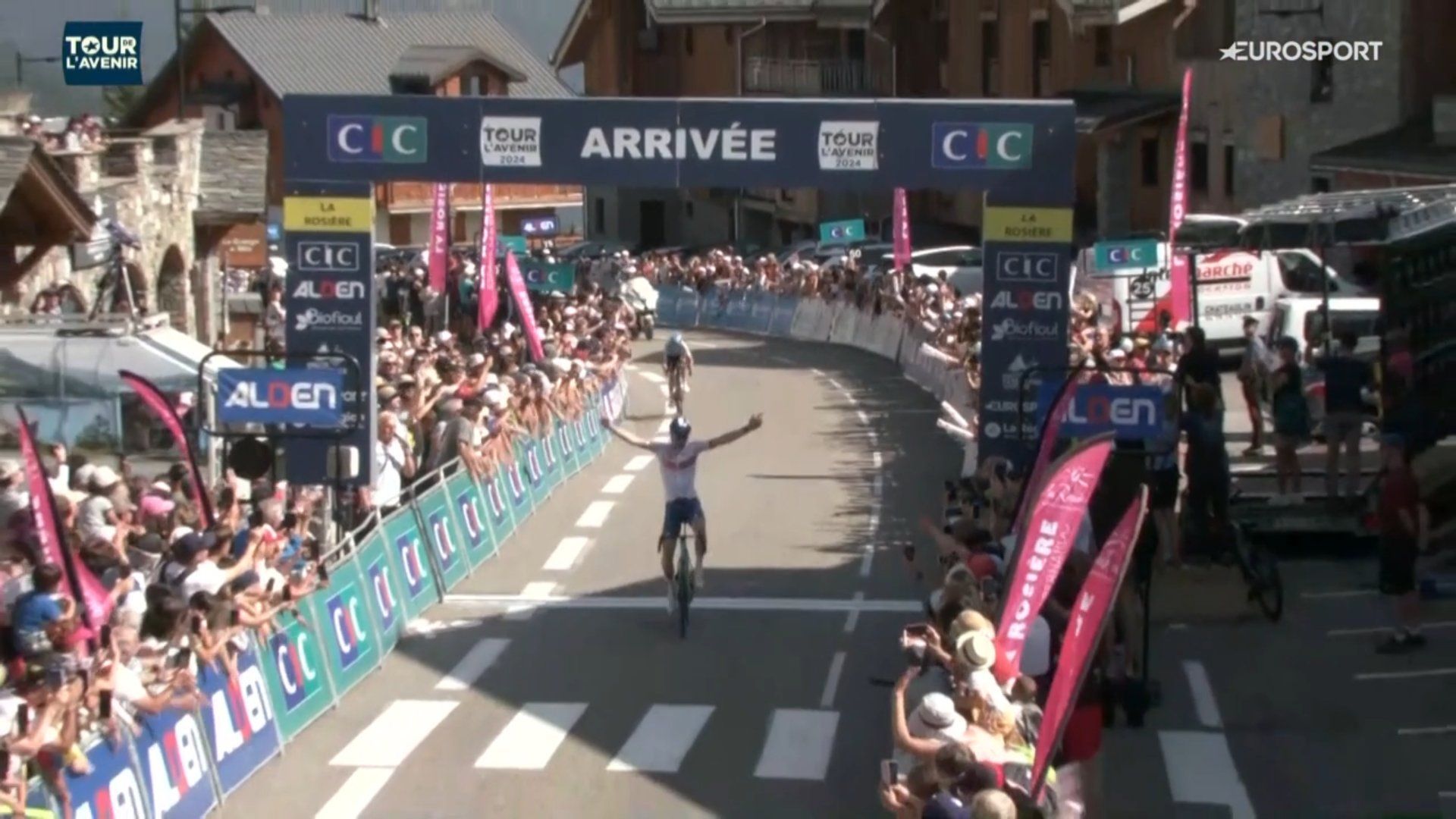 Tour de l’Avenir : le prodige belge Jarno Widar, battu par Joseph ...