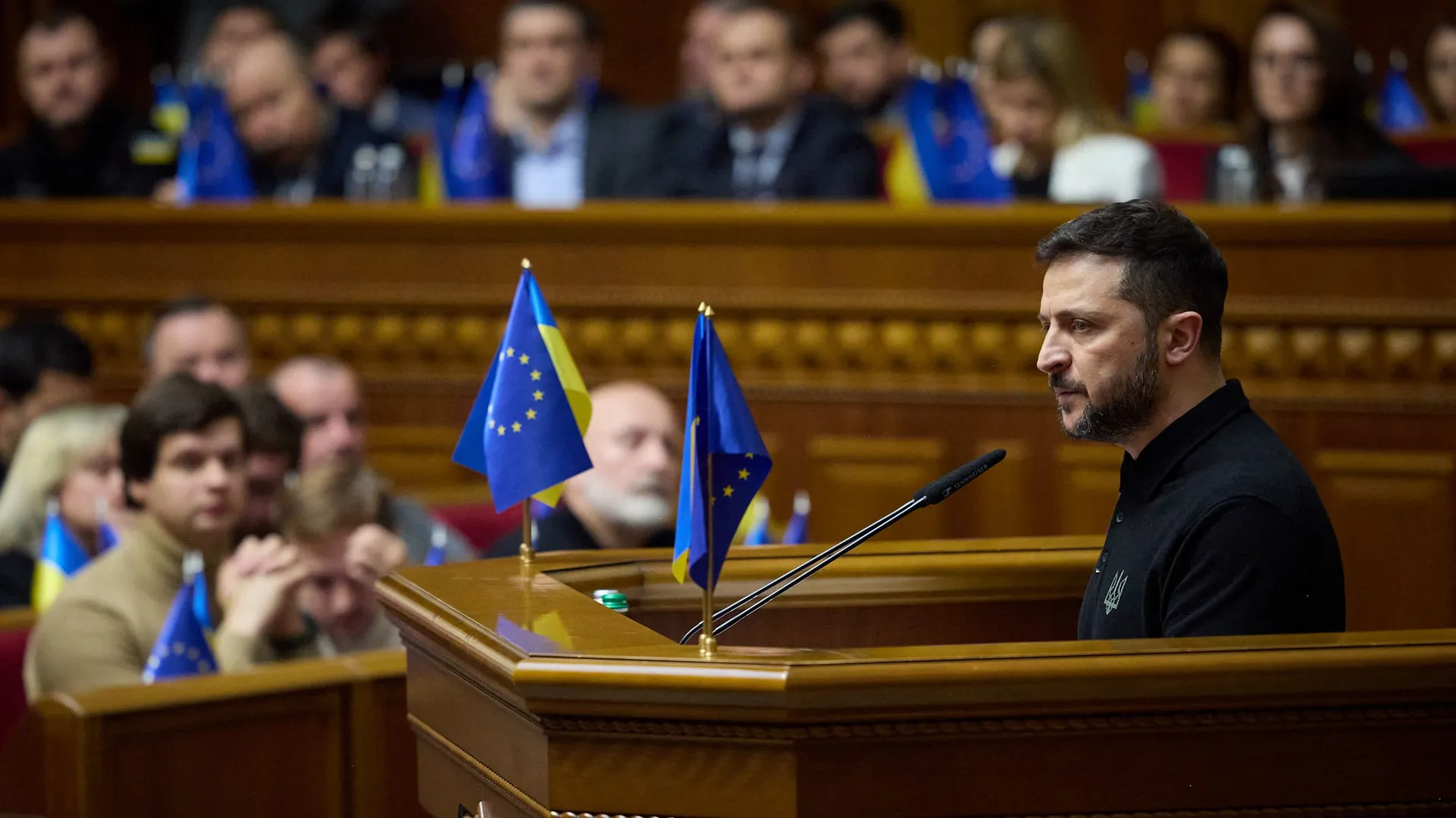 Guerre en Ukraine : Zelensky dévoile son 'plan de victoire' au ...