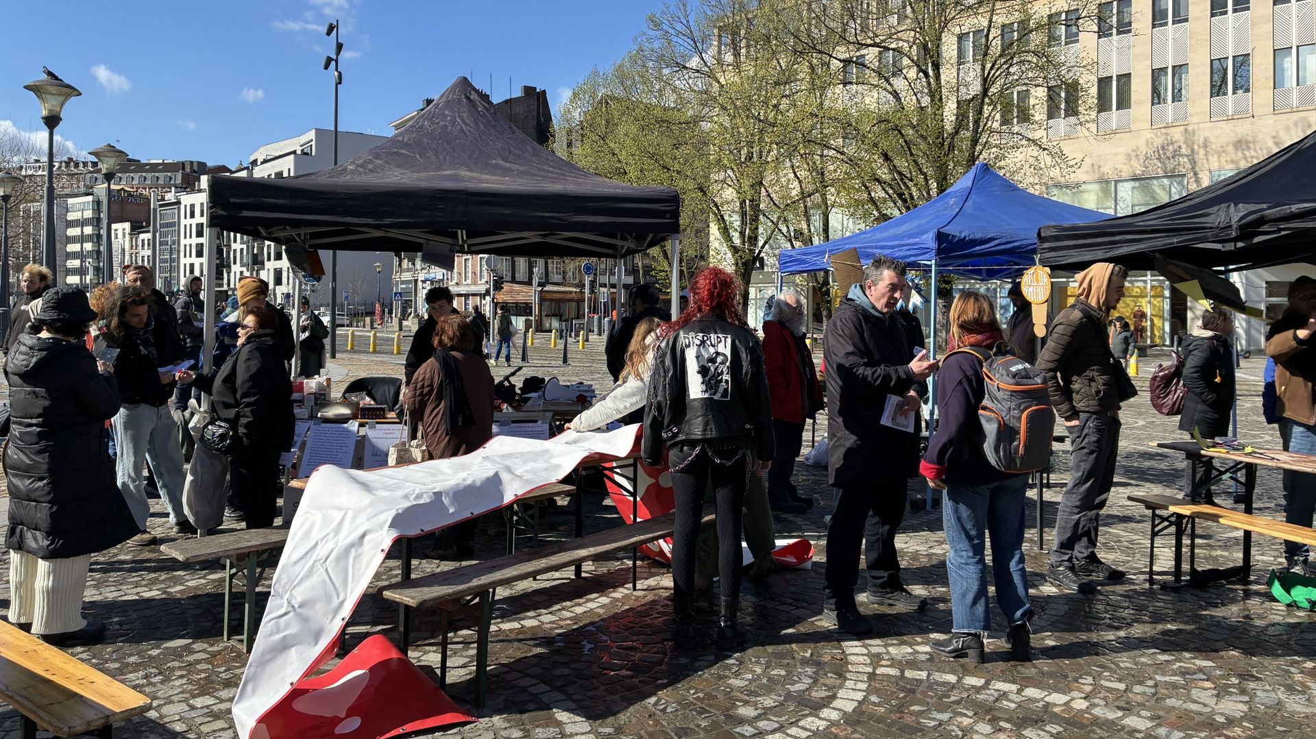 Liège : le droit au logement au cœur d’une mobilisation sur la place de l’Opéra