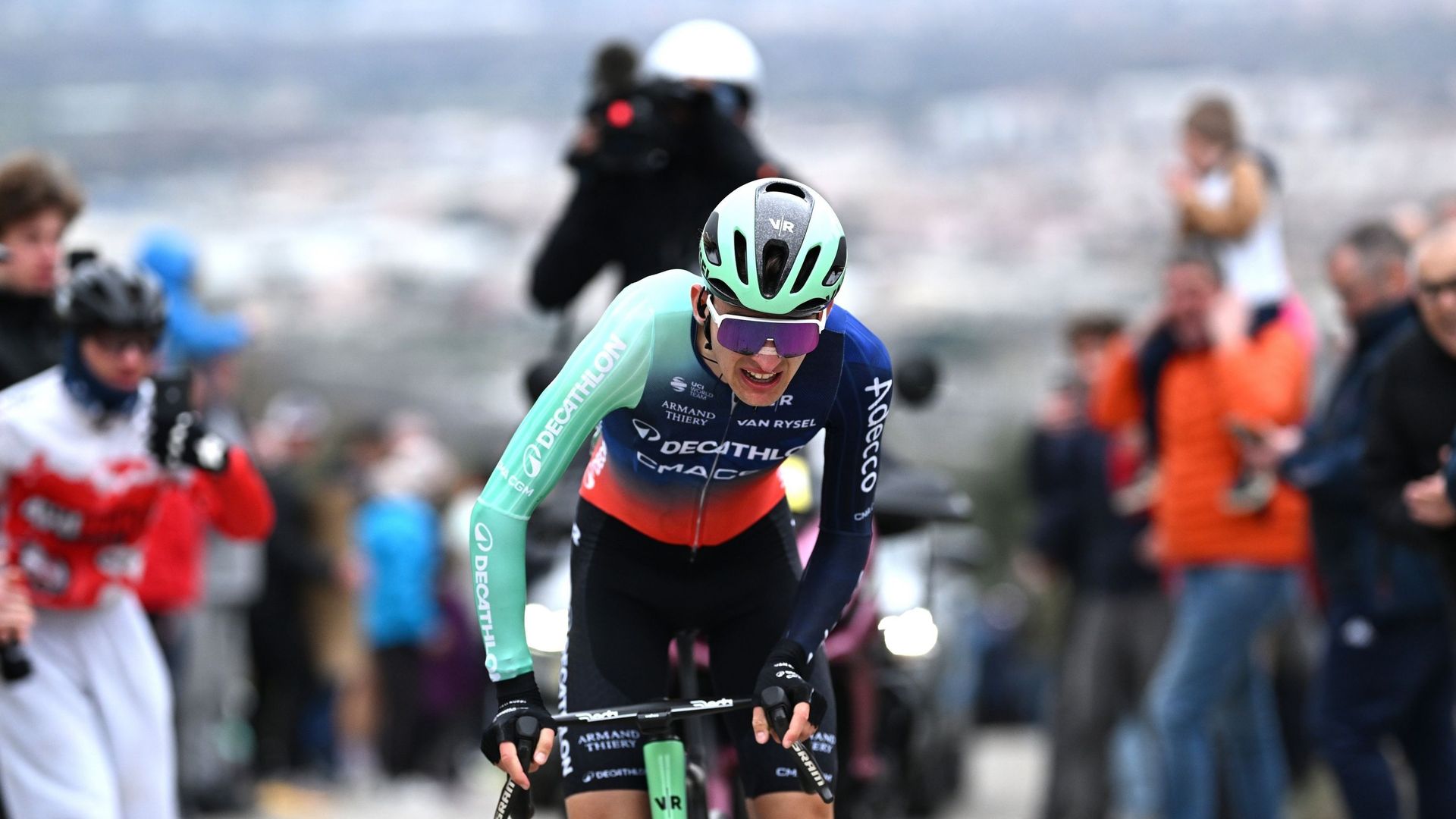 Paul Seixas, un coup de force ahurissant qui fait rêver la France du cyclisme : "C’est l’élu"