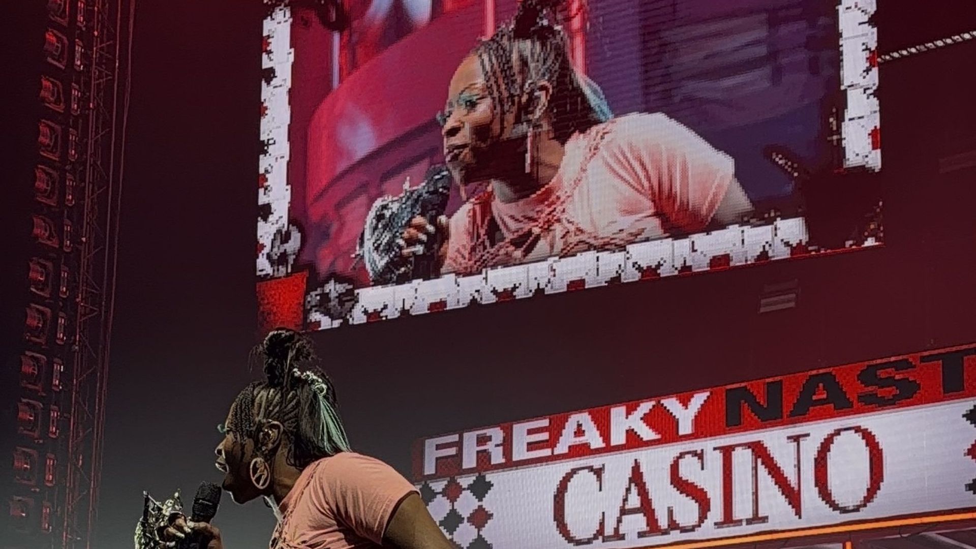 Theodora : la boss lady a pris les commandes de Forest National