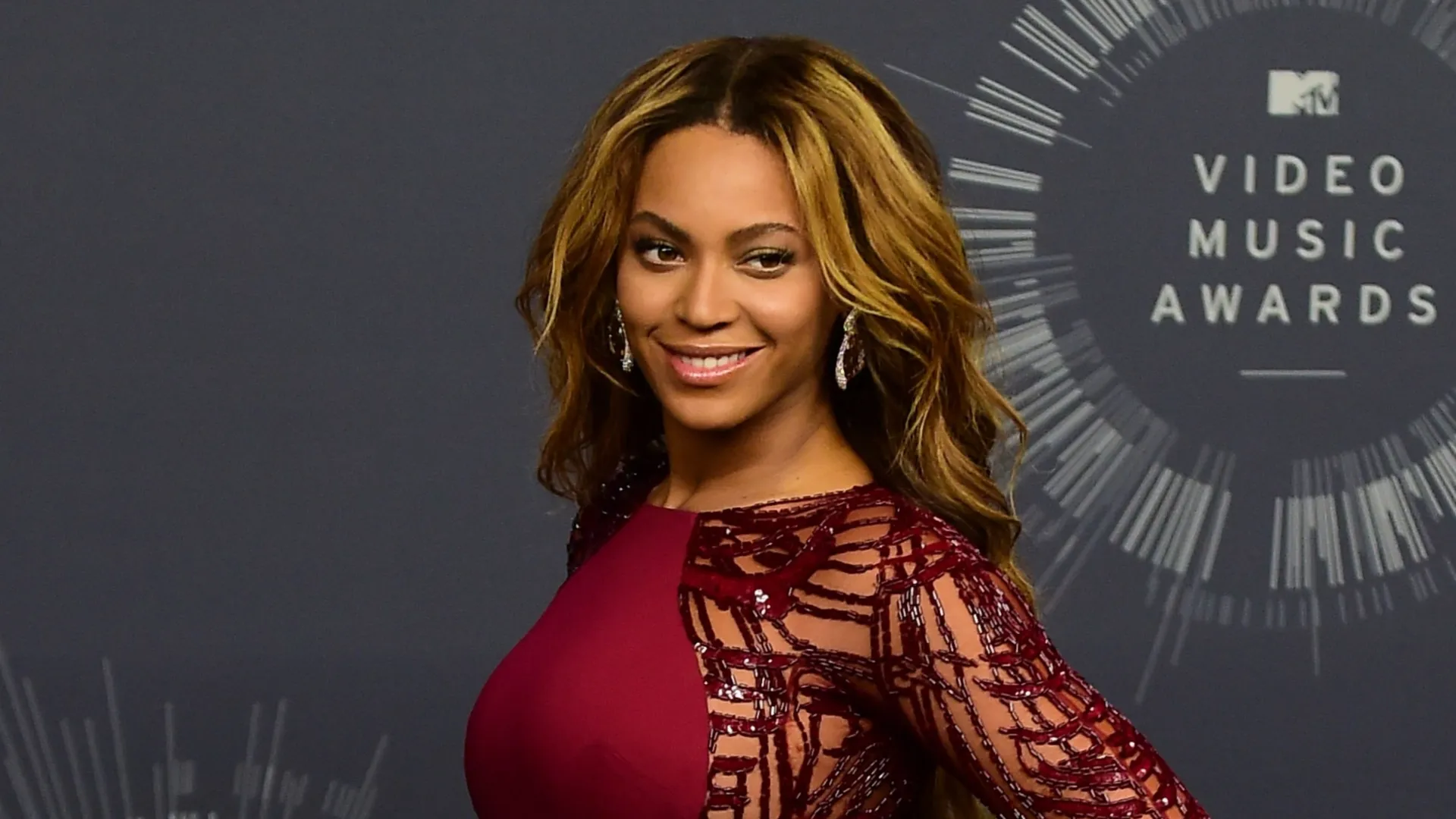 Beyoncé première artiste à placer 6 albums directement n°1 au ...