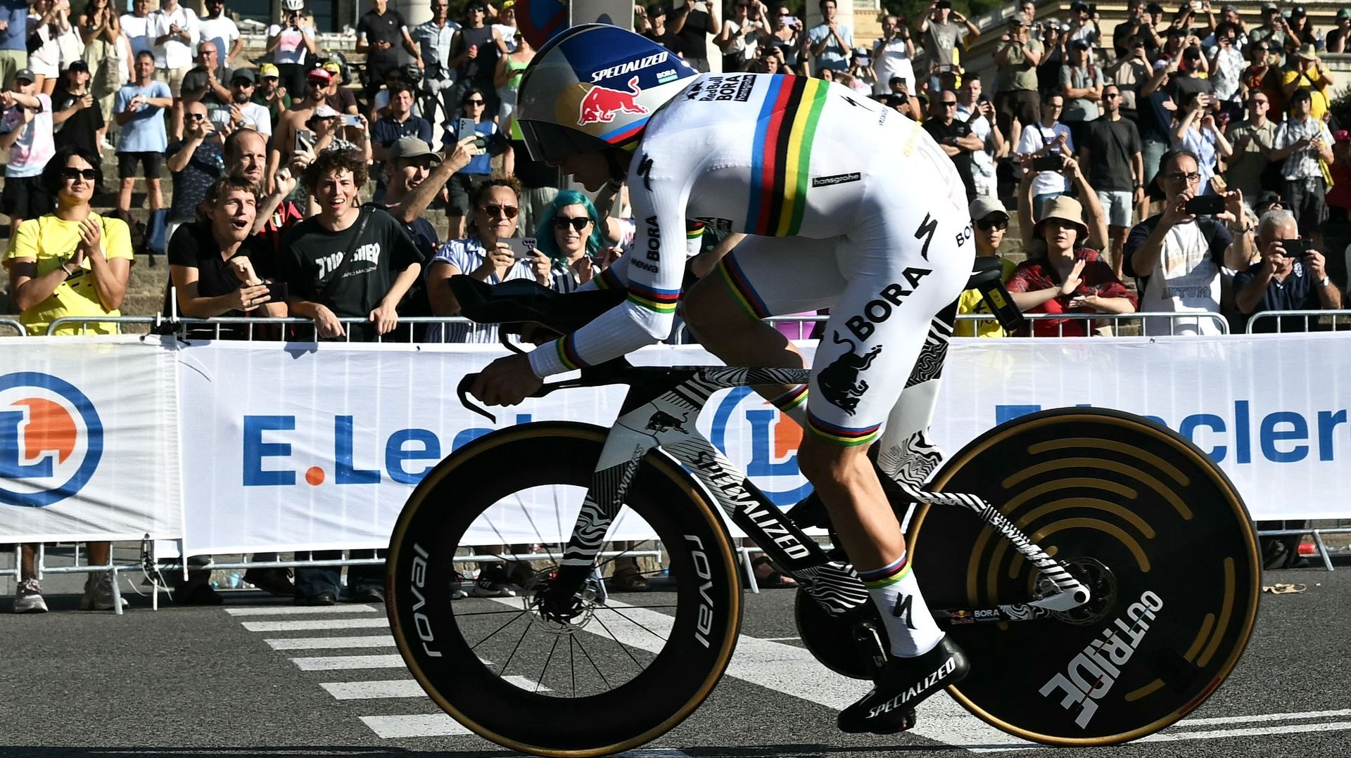 Remco Evenepoel "confiant" avant le contre-la-montre "même si la descente et un peu limite pour un chrono"