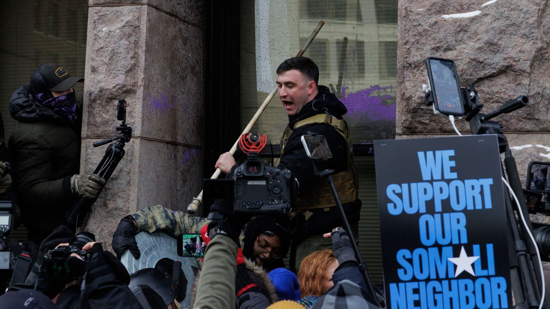 Etats-Unis : 1500 militaires prêts à être envoyés dans le Minnesota à Minneapolis