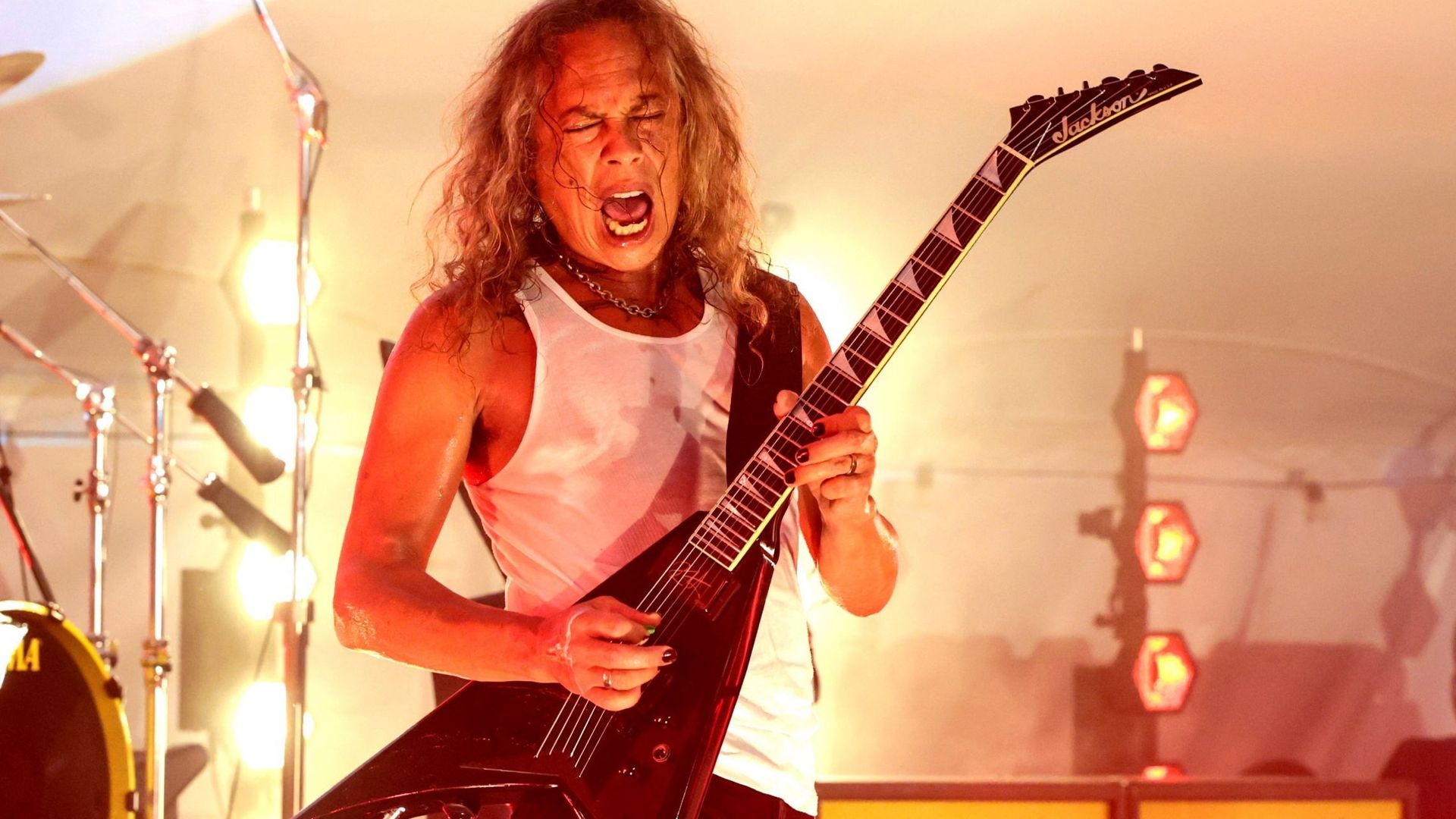 Metallica : Kirk Hammett s’en prend à la pop actuelle, qu’il juge "nulle"