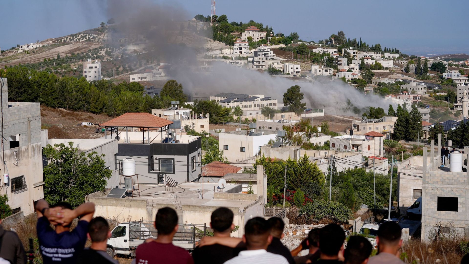 Guerre au Proche-Orient : "l’armée israélienne a fait exploser l’appartement" d’un Palestinien et tue six personnes