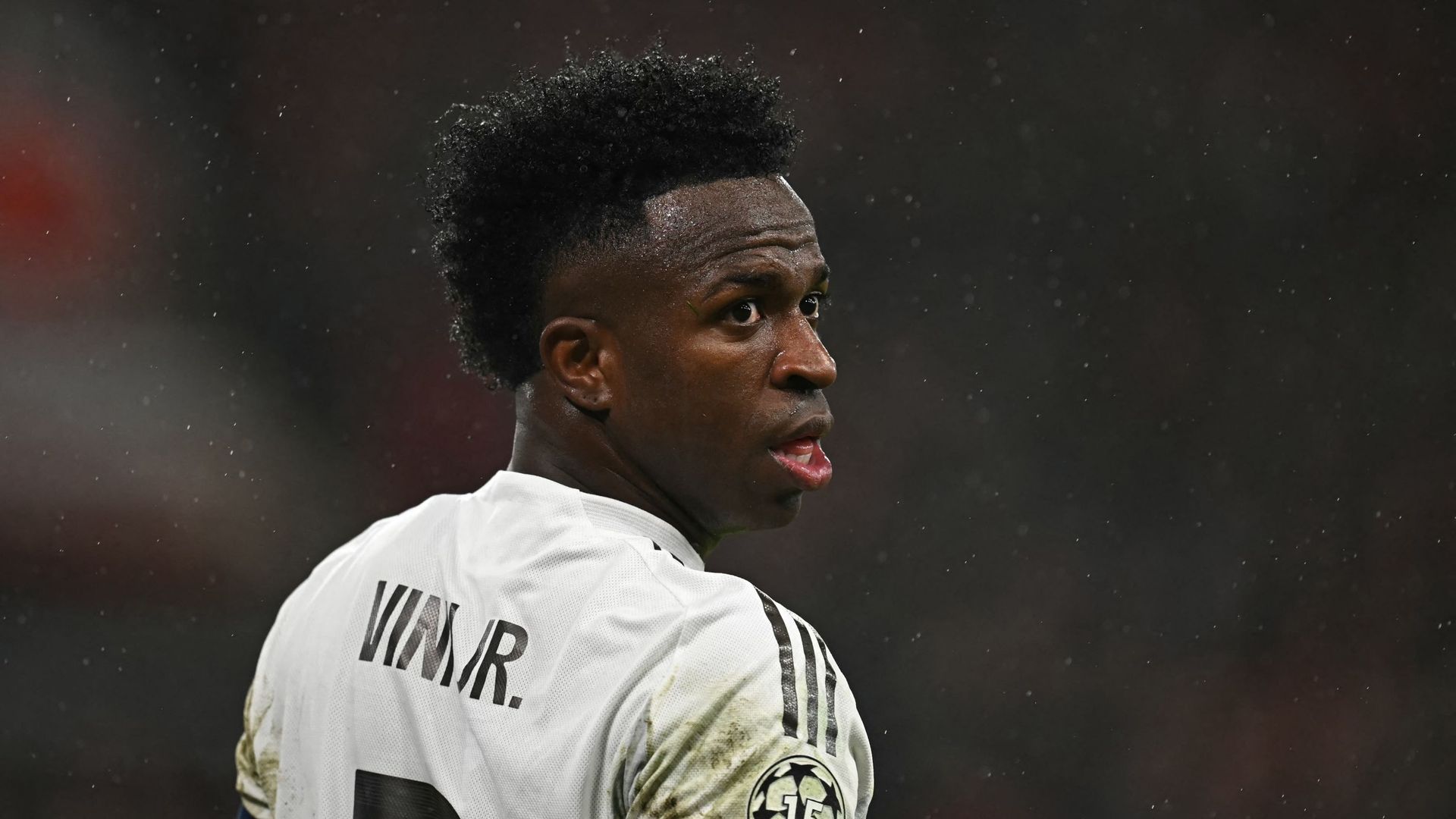 Fin de la saga : Vinicius Jr prolonge avec le Real Madrid