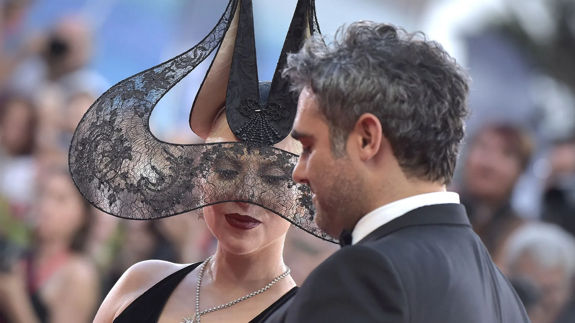 Lady Gaga, Tom Odell, Britney Spears… Découvrez la playlist pop des ...