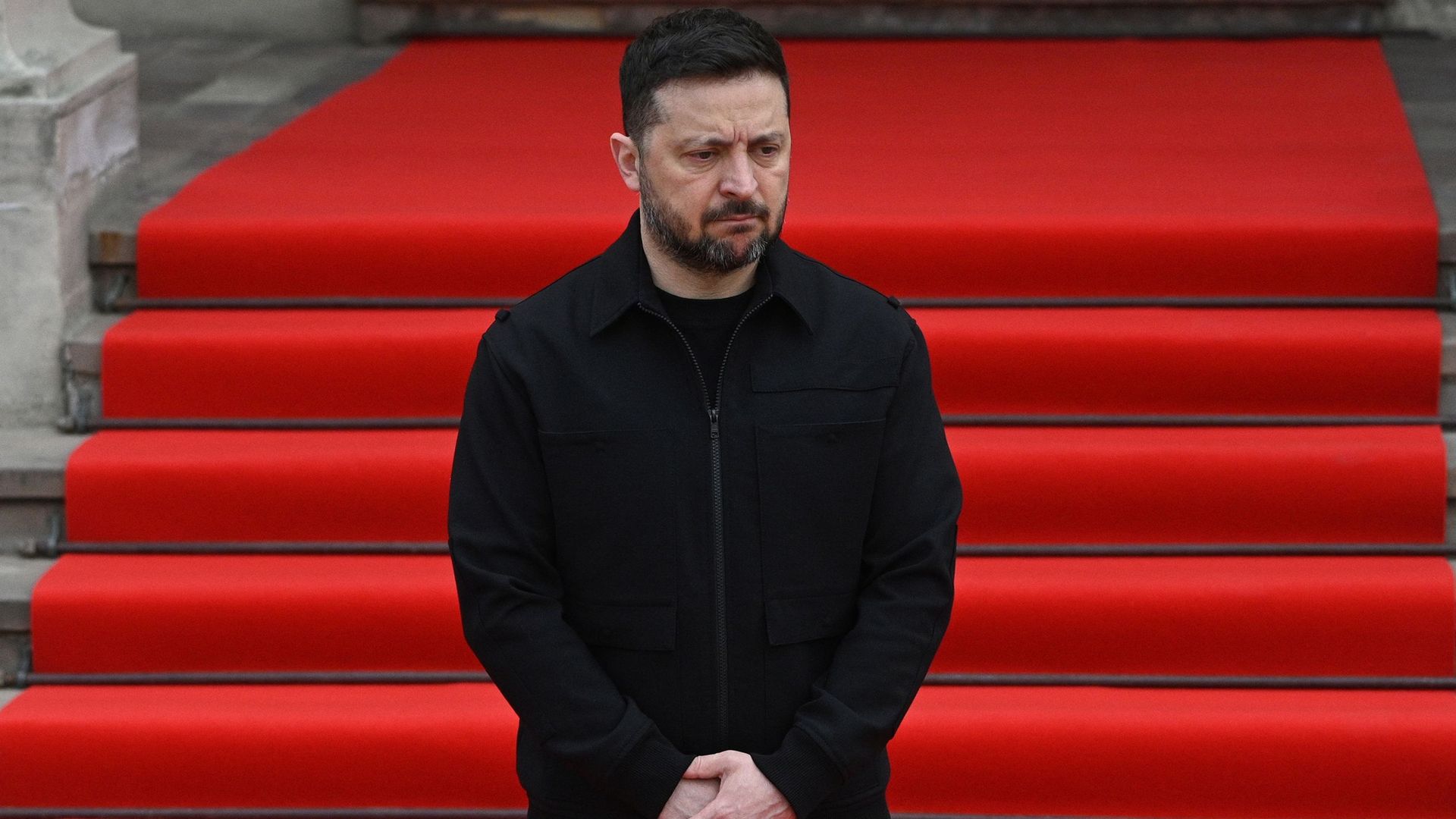 Guerre en Ukraine : Zelensky annonce une réforme de l’armée ukrainienne avec des salaires plus élevés