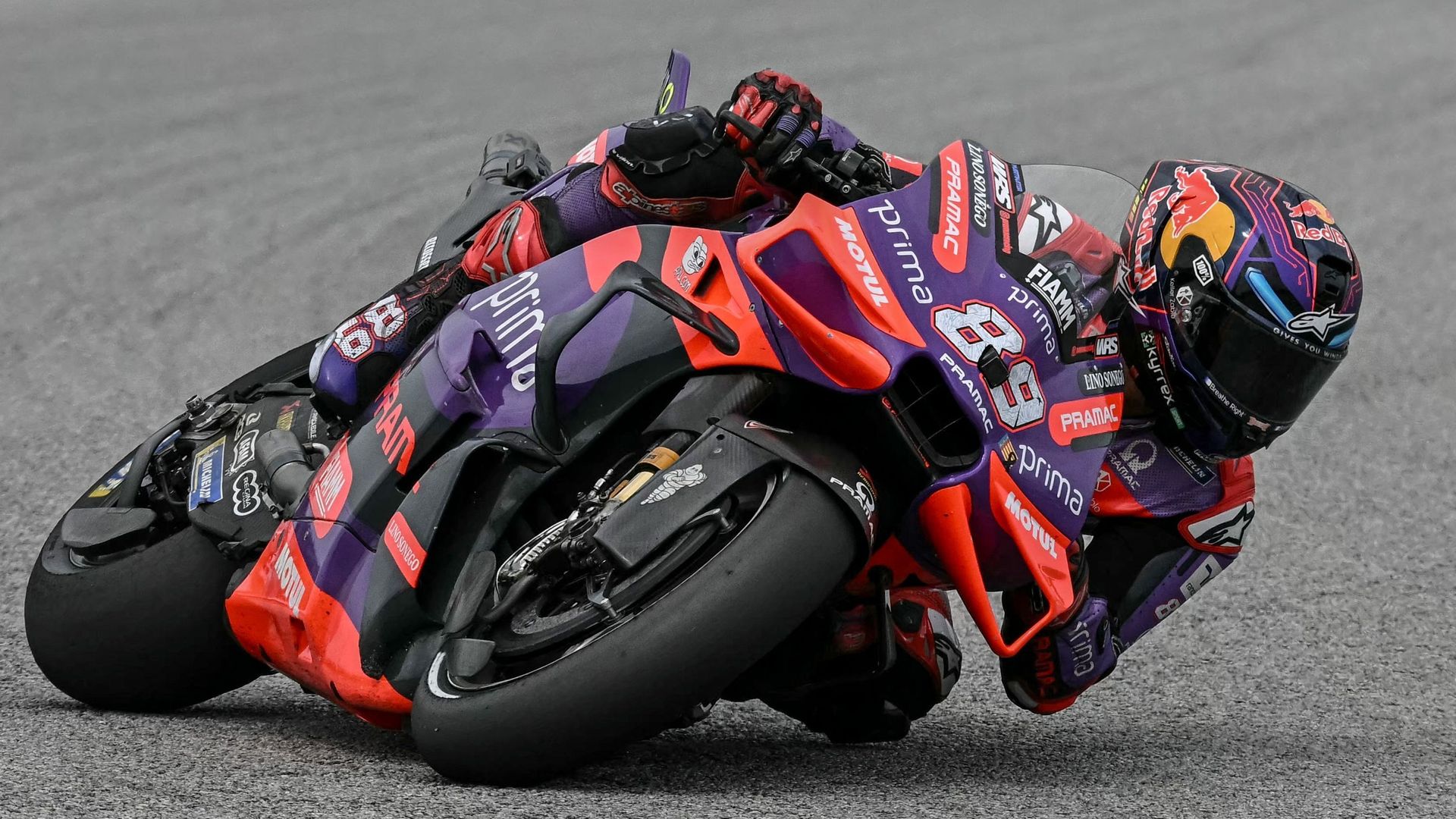 MotoGP Malaisie : Jorge Martin s'offre le sprint et profite de la chute ...