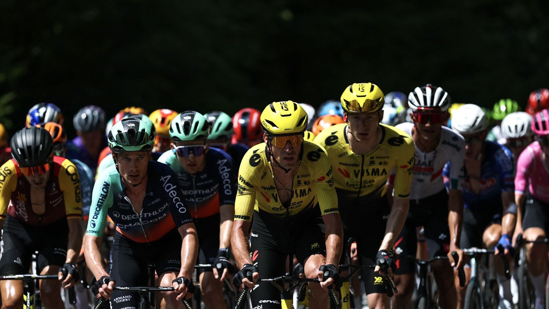 Direct commenté - Tour Auvergne-Rhône-Alpes, 2e étape : 6 coureurs devant (Direct vidéo 15h20)