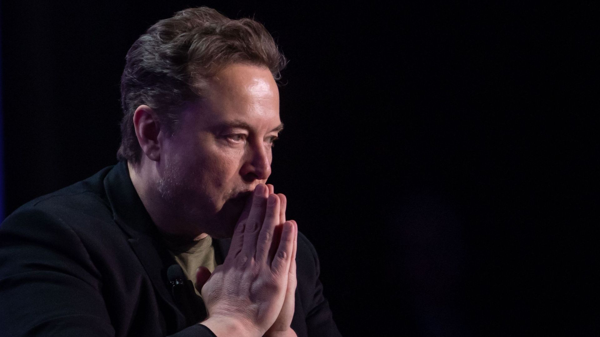 La minute insolite : Elon Musk s'attaque à un scientifique et se fait ...