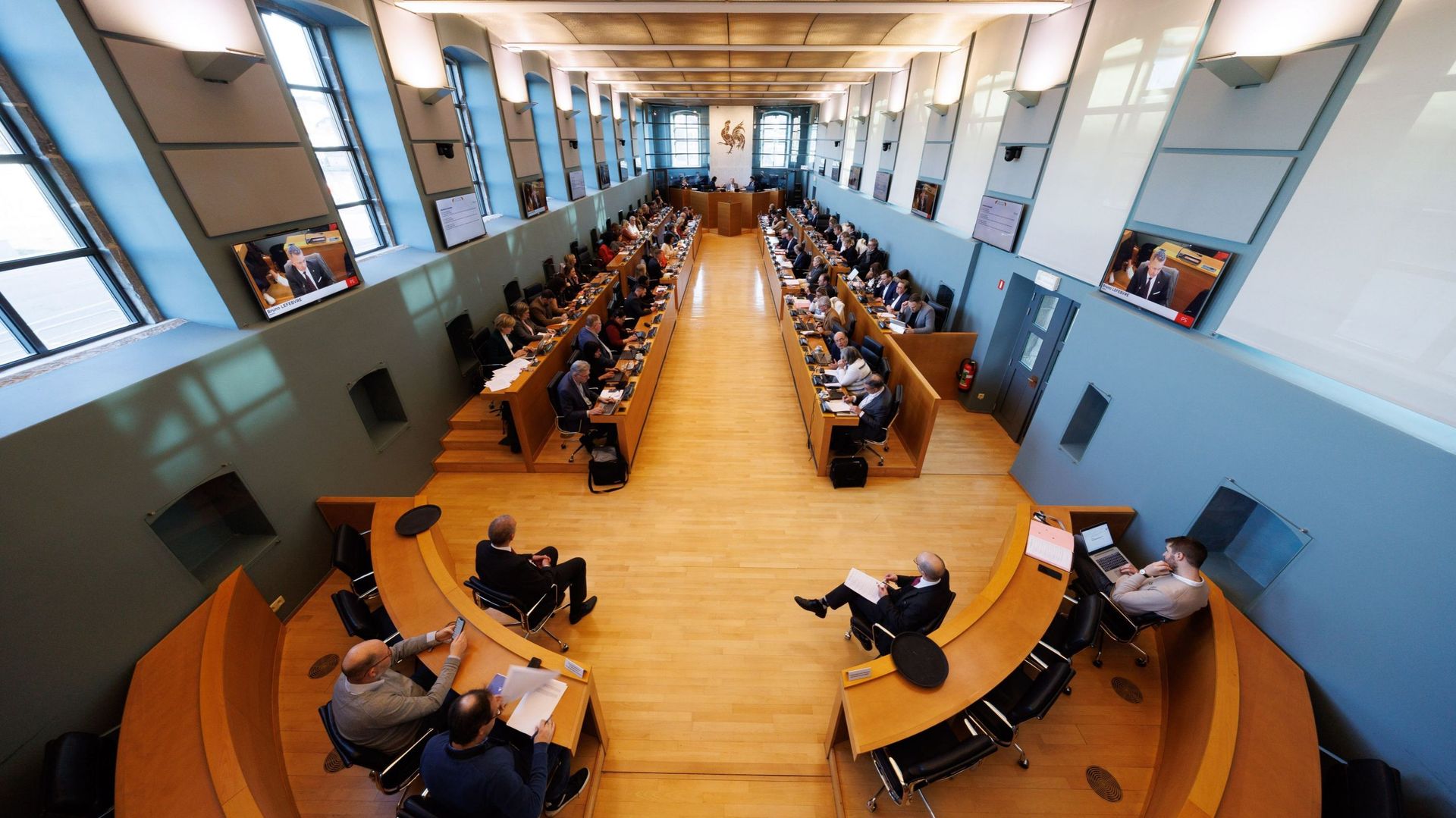 Faut-il réduire le nombre de députés, comme le MR le souhaite en Wallonie ?