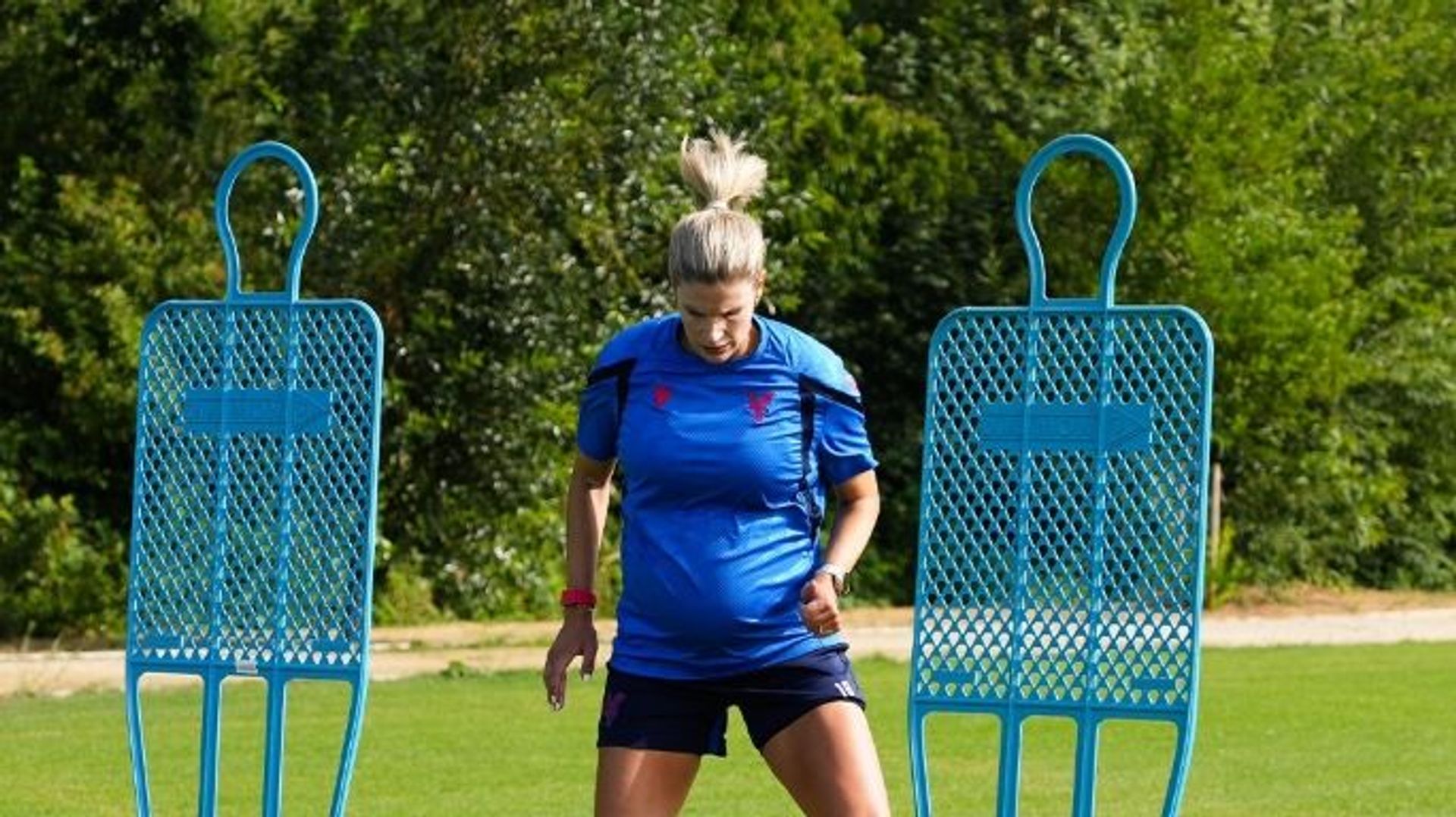 Red Flames : Justine Vanhaevermaet, enceinte de 7 mois, poursuit son entraînement avec Crystal Palace