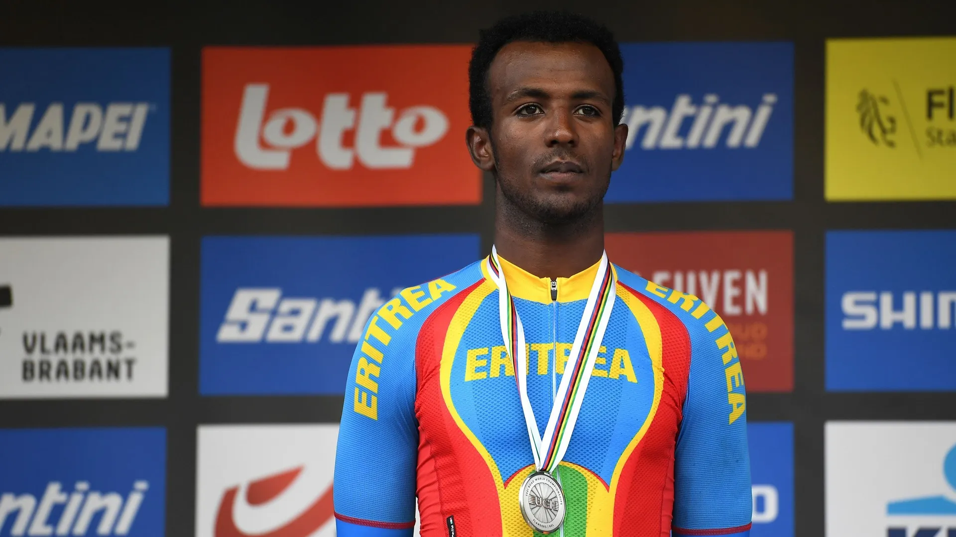 Biniam Girmay participera aux mondiaux au Rwanda : 'je vais me glisser ...