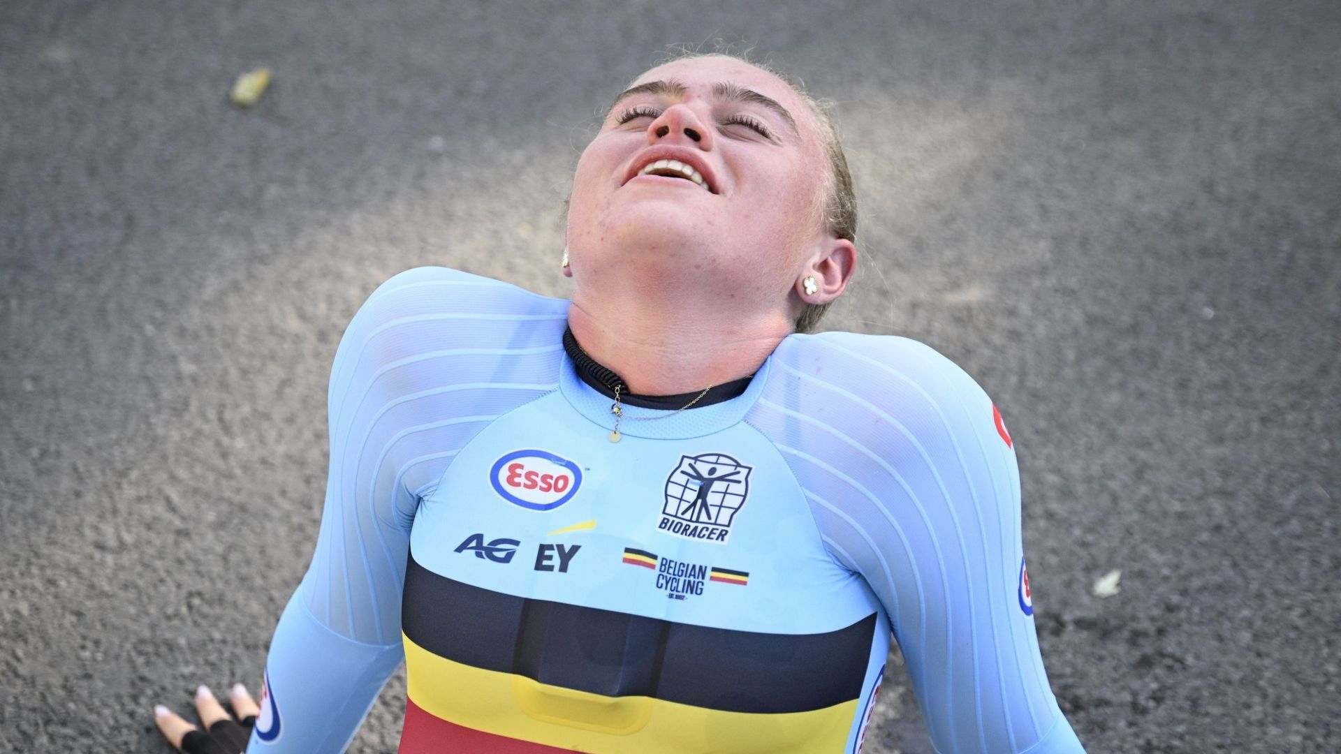 Yana Decruyenaere Wins Silver at Junior Women's World Time Trial Championships - News Directory 3
