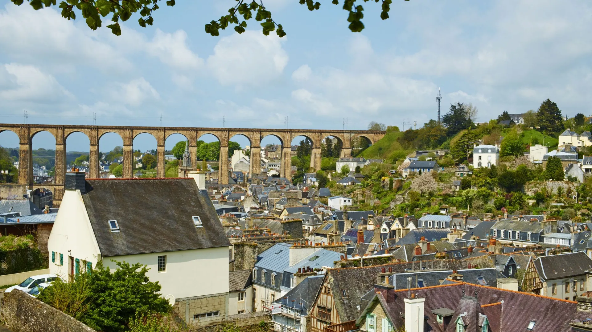 Le Finistère, les trésors cachés d’une côte sauvage aux villes ...
