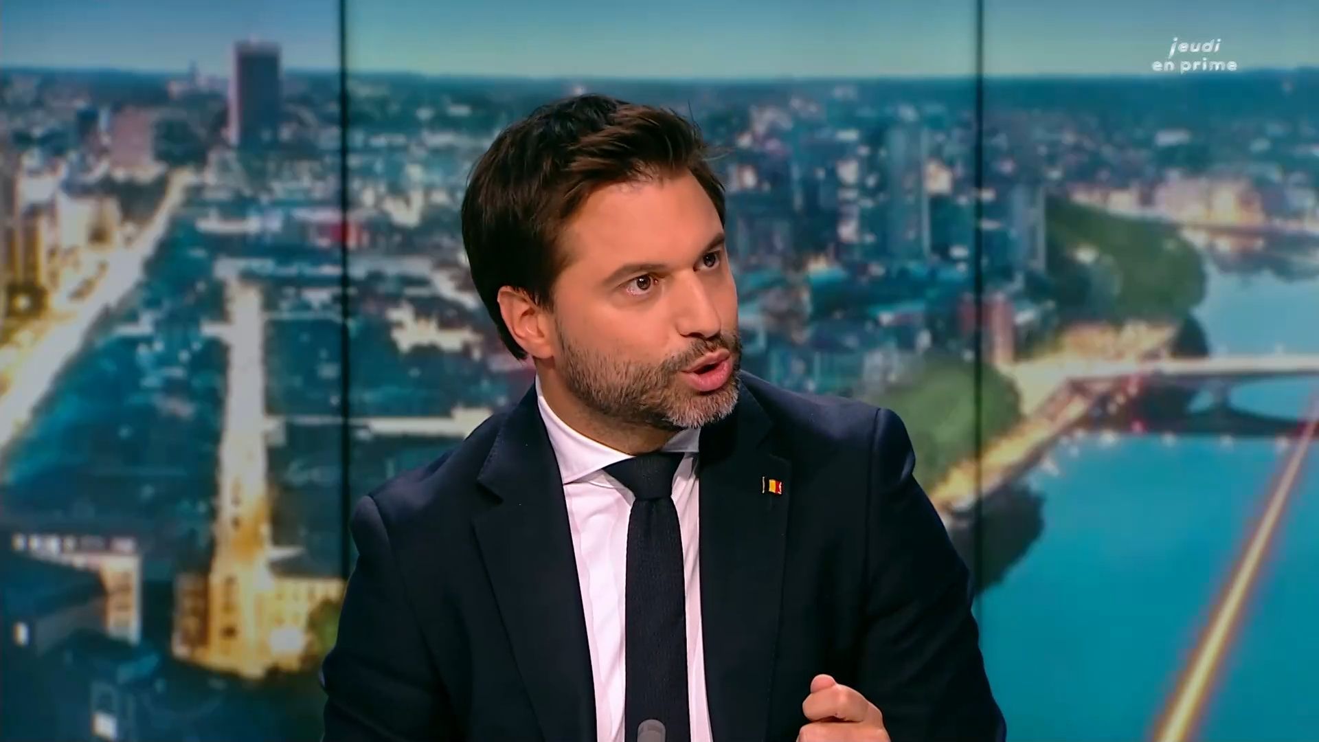 "Ce gouvernement ne tombera pas", estime le président du MR, Georges-Louis Bouchez, dans Jeudi en Prime