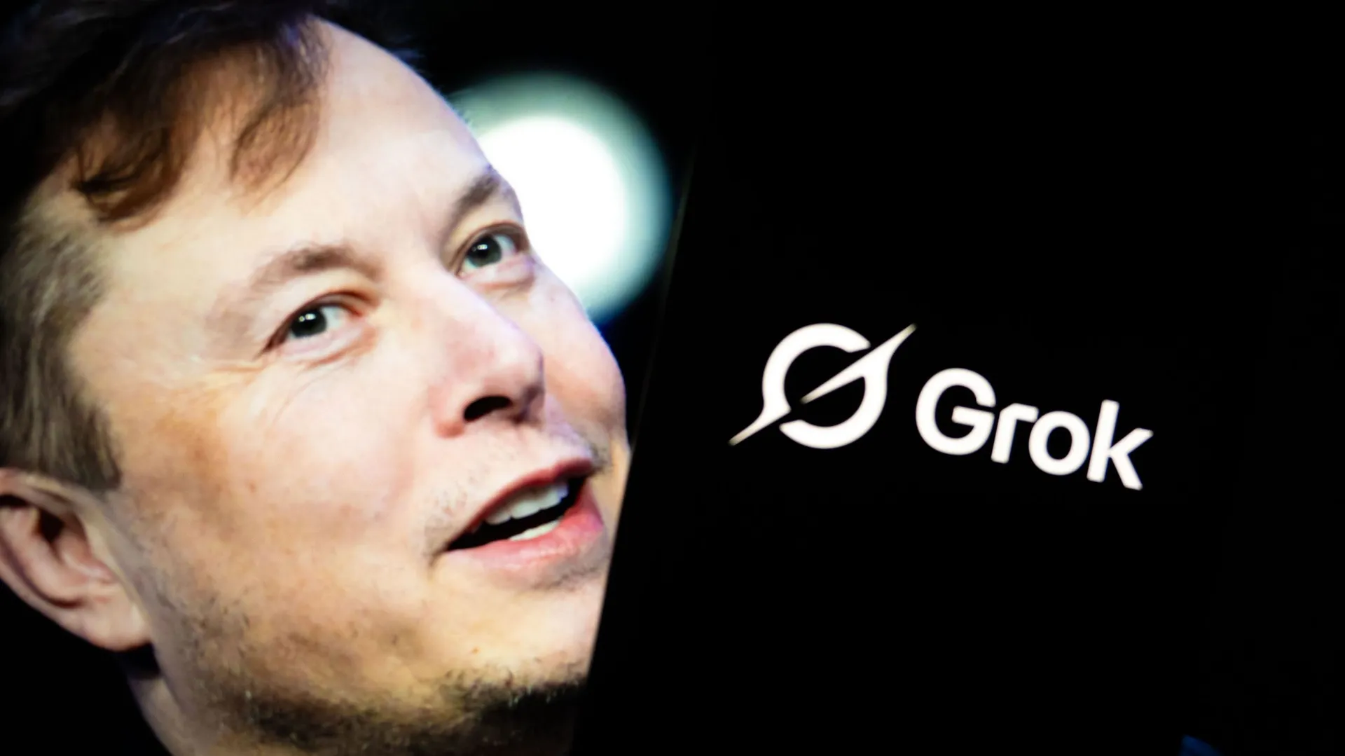 Sous le feu des critiques, Elon Musk rend payante la fonctionnalité qui ...