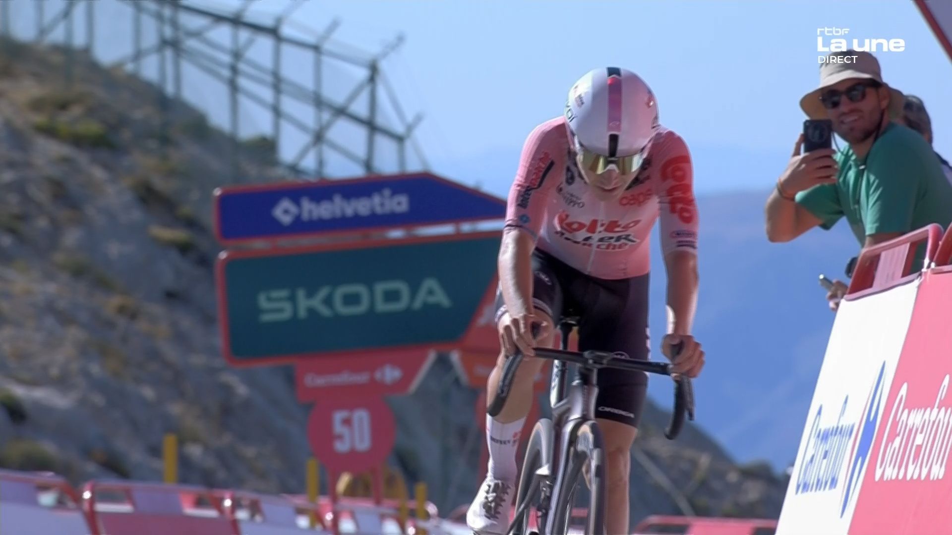 Vuelta 2026 – Mas frappe fort, Kuss grand perdant, Widar se rapproche du top 10 : les classements après la 9e étape