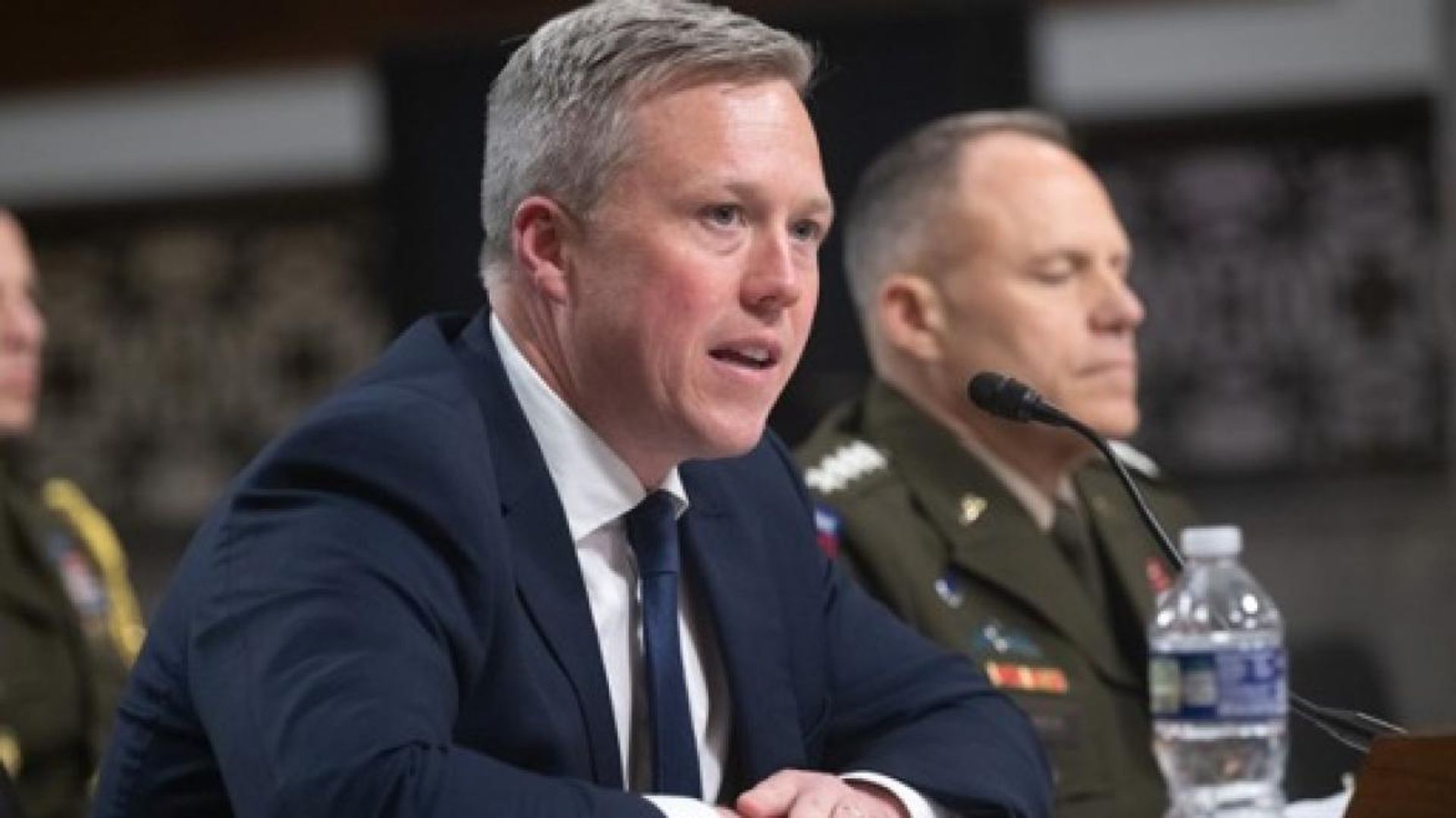 Tensions au Pentagone : Trump nomme un remplaçant au secrétaire à l'Armée de terre