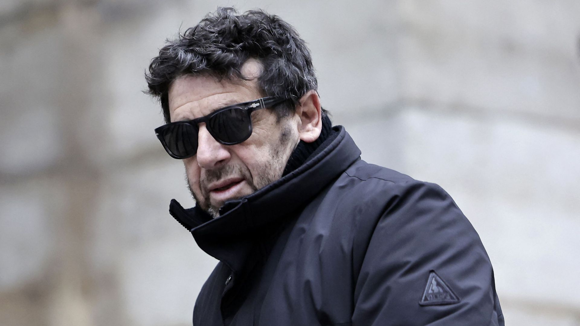 Affaire Patrick Bruel : une avocate annonce une nouvelle plainte pour tentative de viol sur une personne "tout juste majeure"