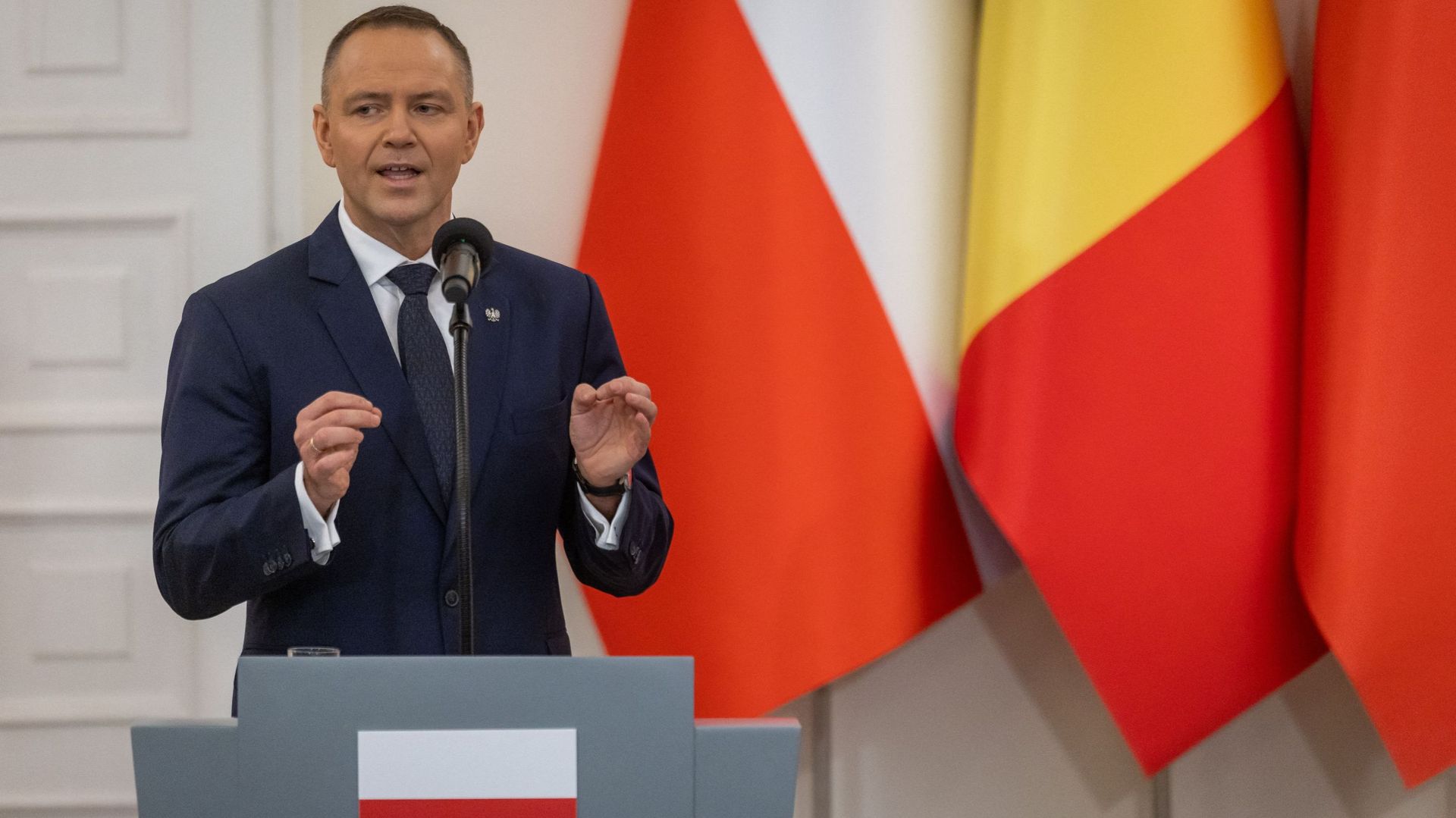 Le président polonais Karol Nawrocki annonce retirer la plus haute distinction du pays à Zelensky