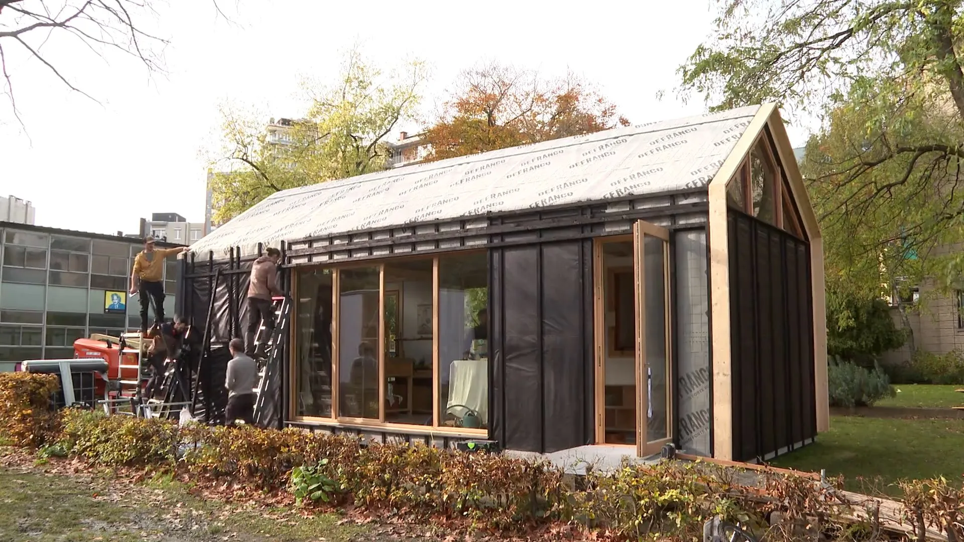 Maison low-tech : une nouvelle façon d’habiter la Terre pour diminuer ...