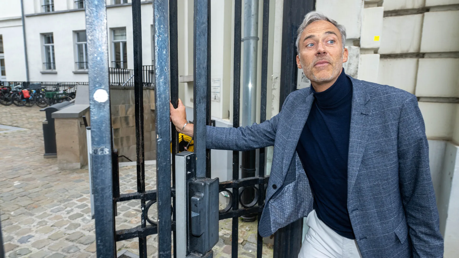 Ten Tensions Project Saint-Josse-Ten-Noode : vives tensions au conseil communal lors du vote ...