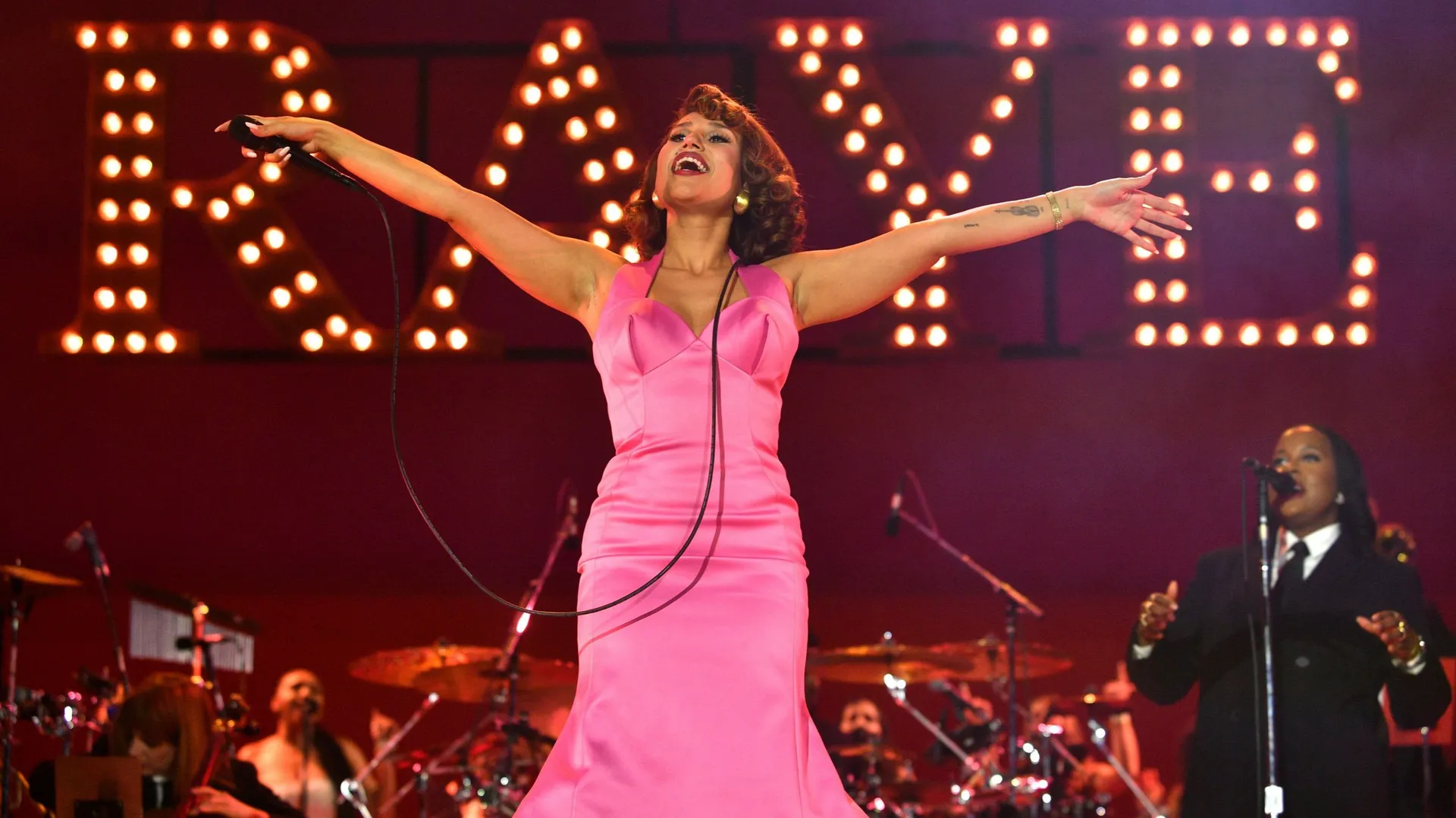 Raye Editorial Coverage Raye et Hans Zimmer : la collaboration que personne n’avait vu venir ...