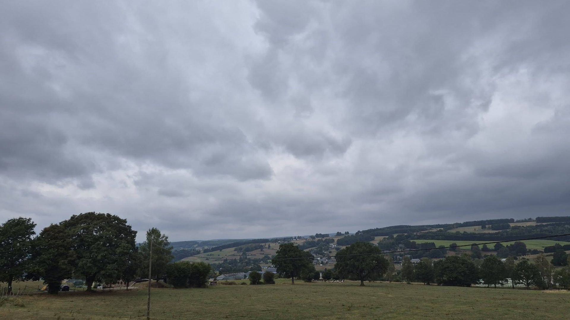 Météo en Belgique : de la pluie ce mardi matin, un temps plus sec cet après-midi