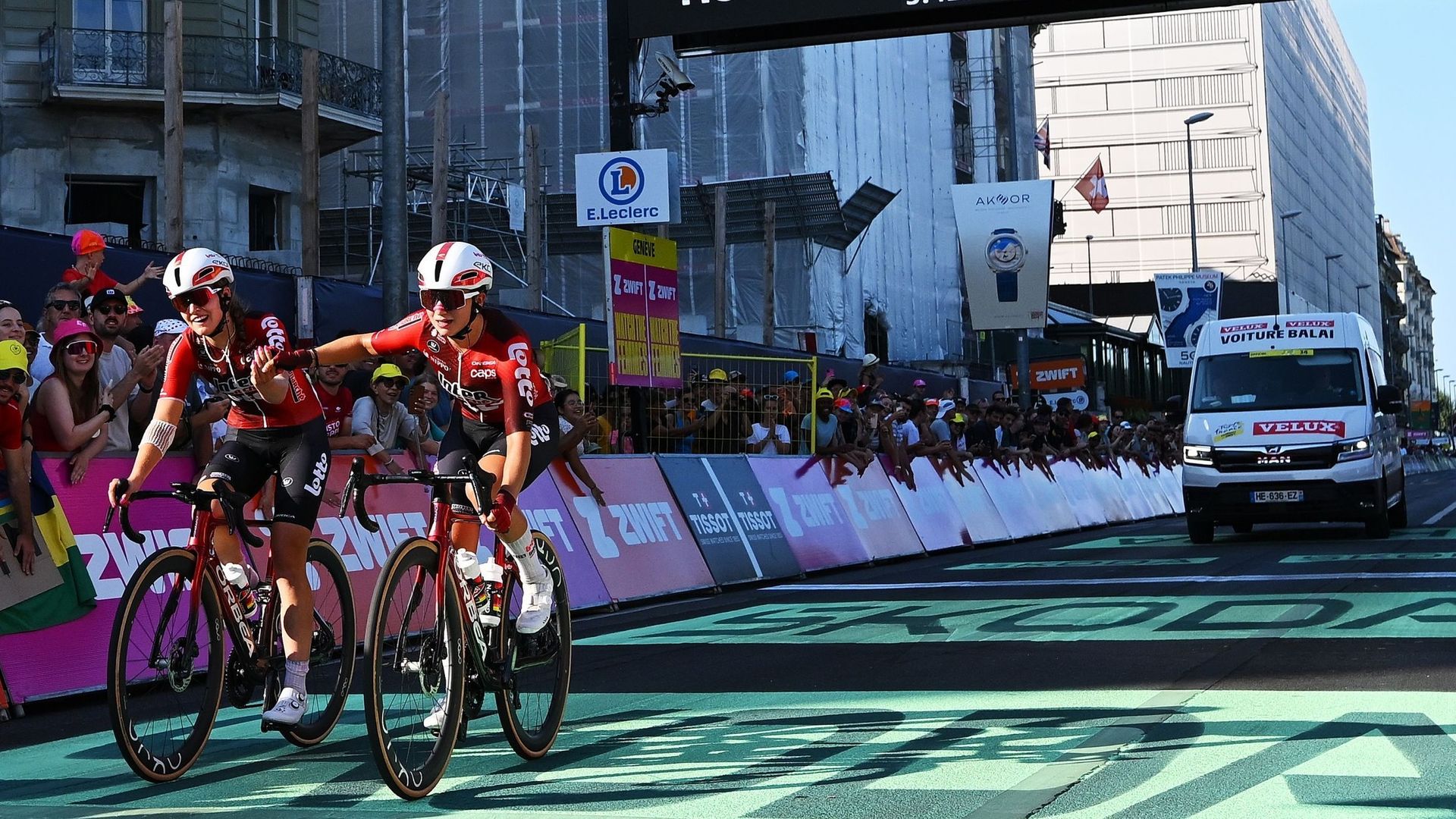 3 abandons, 2 coureuses sauvées des délais in extremis : le cauchemar de Lotto Intermarché Ladies sur le Tour de France Femmes