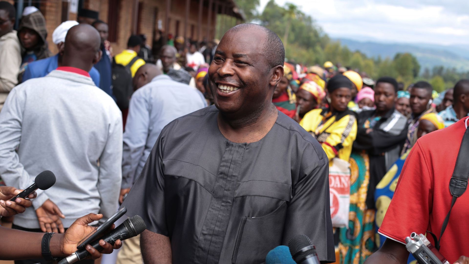 Burundi : le président élu Evariste Ndayishimiye sera investi jeudi ...