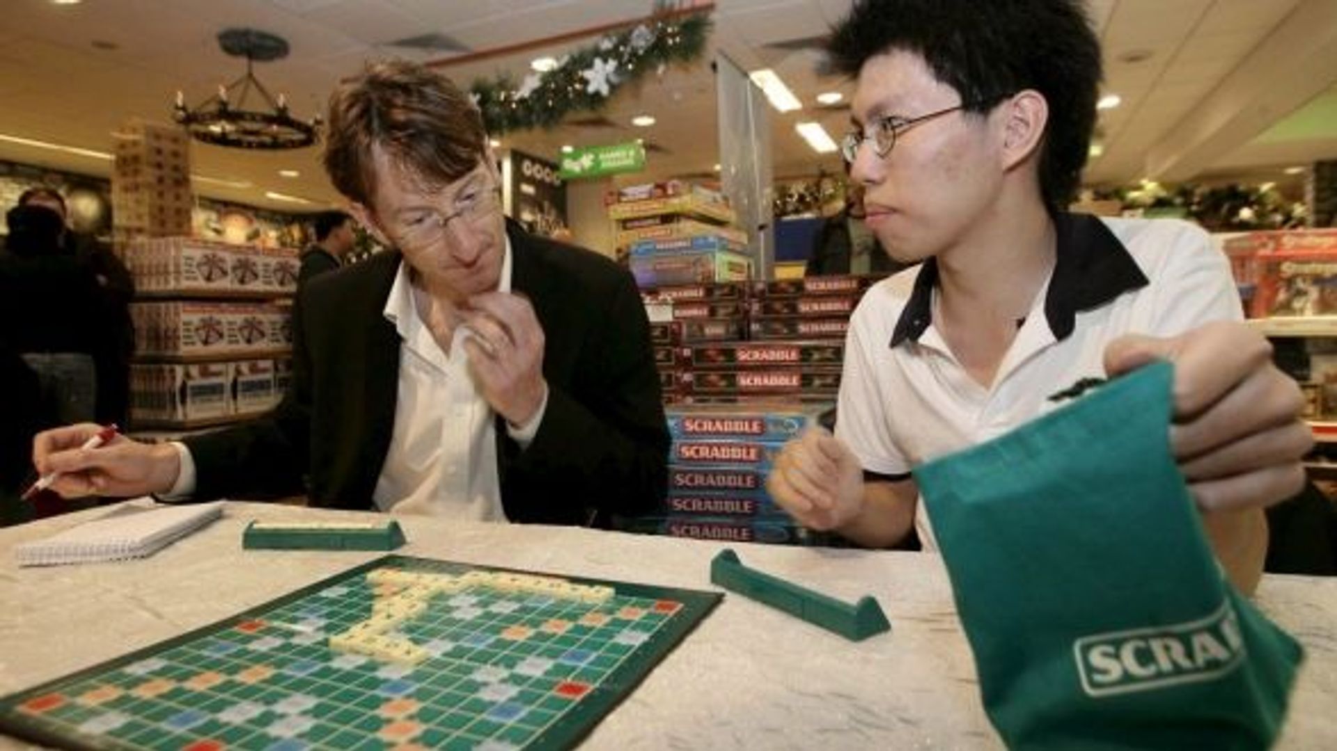 Au Scrabble, les noms propres bientôt admis ? - RTBF Actus