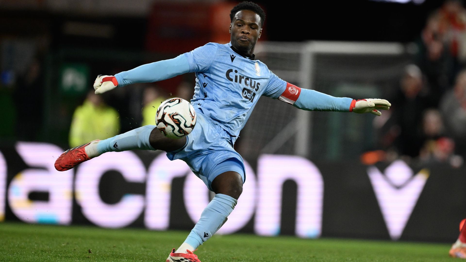 "Cette fois-ci, tous les joueurs appartiennent au club" : le Standard de Liège enfin concerné par les play-offs ?