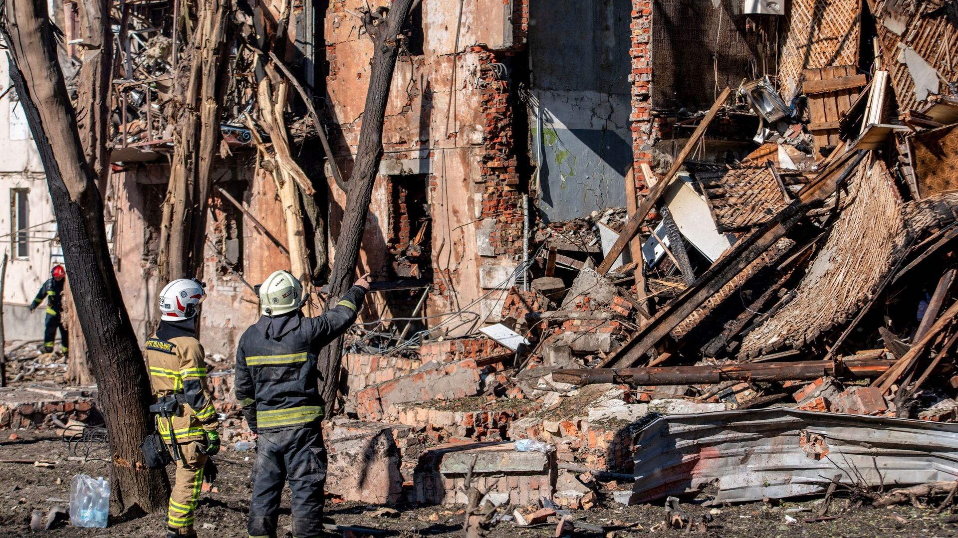 Guerre en Ukraine - Le bilan de l’attaque russe nocturne s’alourdit : au moins 23 morts et une centaine de blessés